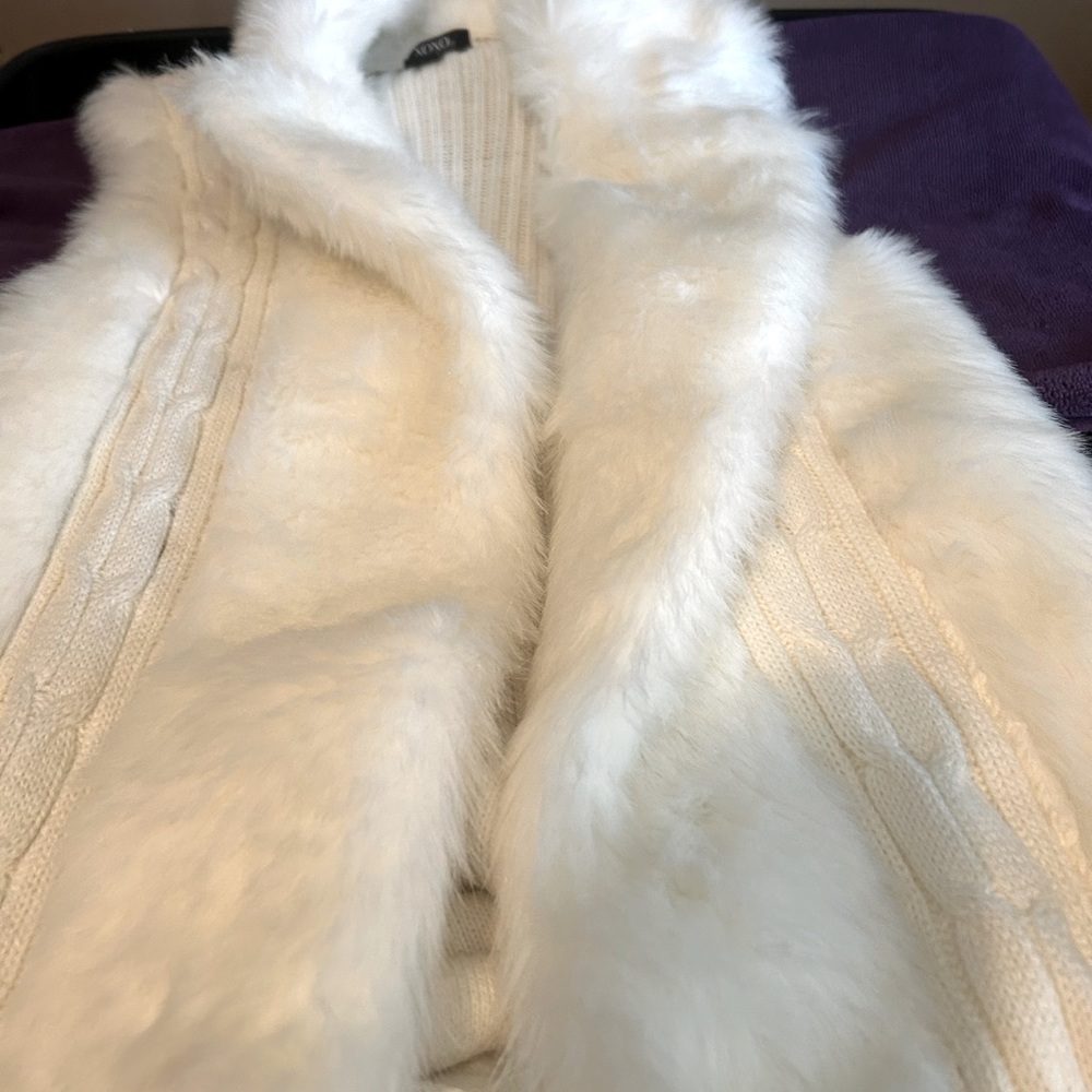 Women fur vest white new